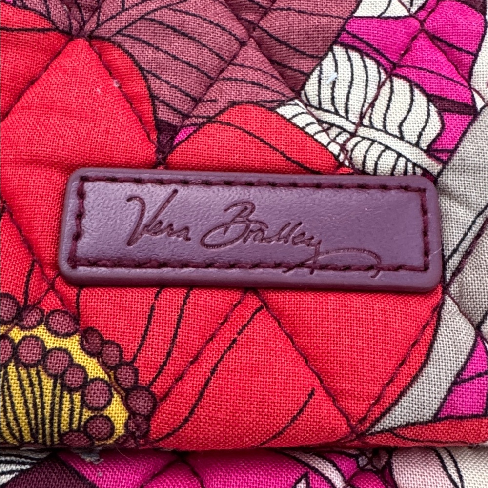 Vera Bradley Red and Pink Floral Quilted Bag - Picture 2 of 8